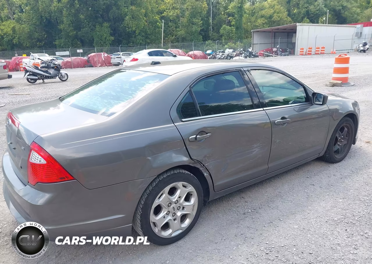 2010 Ford Fusion Se VIN:3FAHP0HA0AR373574 - 4