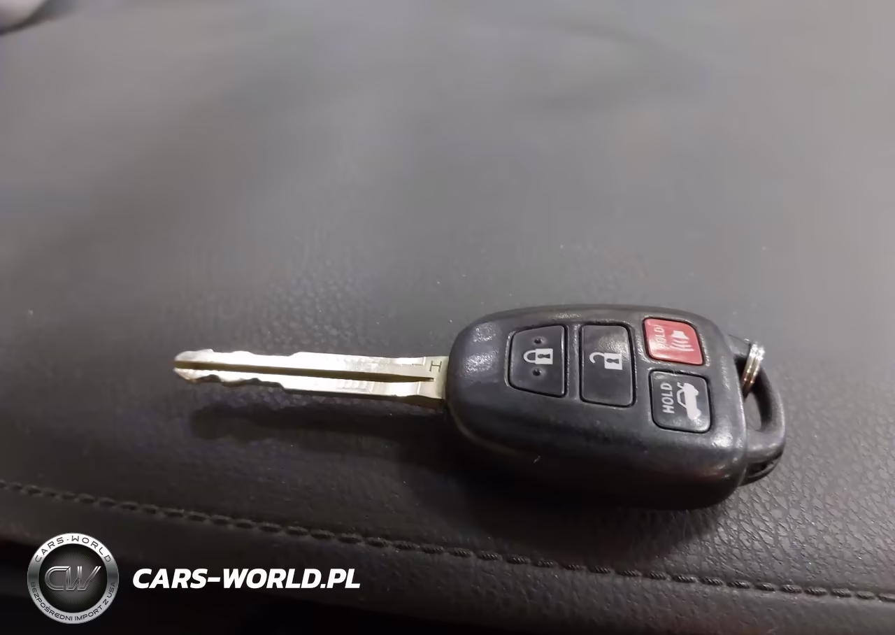 2016 Toyota Corolla Le VIN:2T1BURHE6GC672744 - 11
