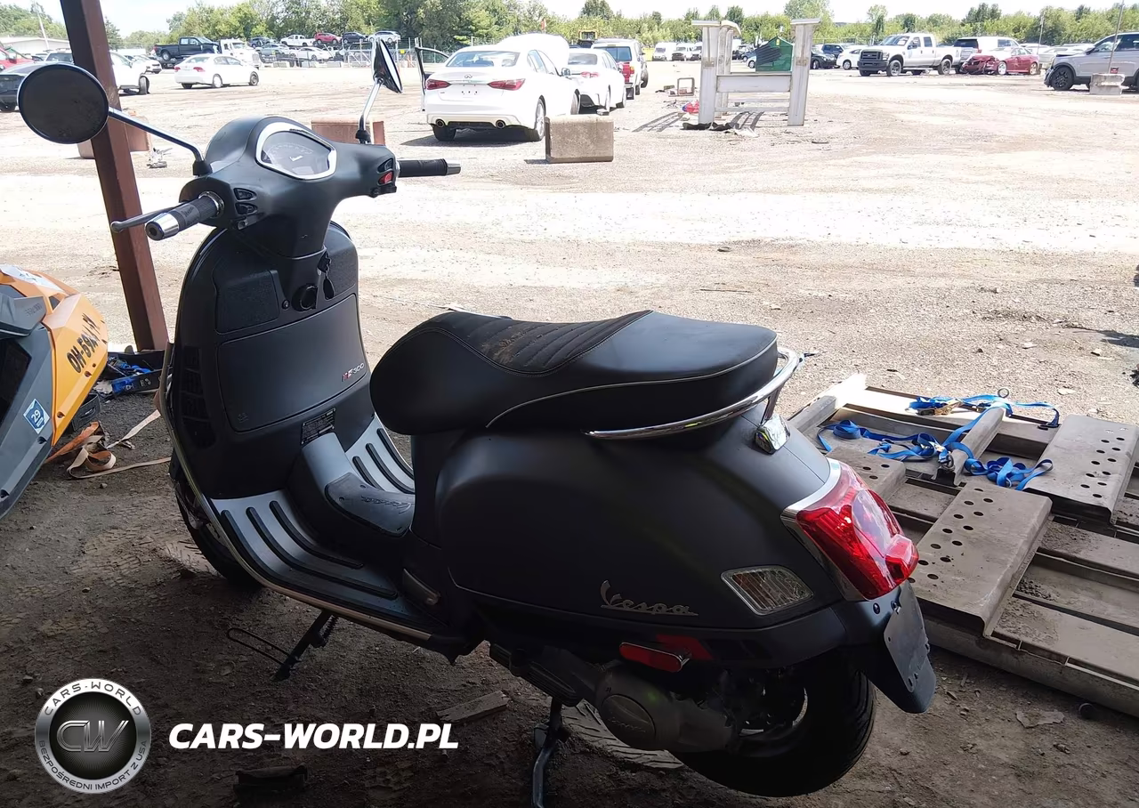 2018 Vespa Other VIN:ZAPMA39L3J5200774 - 3