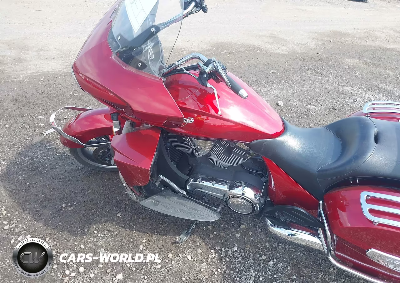 2013 Victory Motorcycles Cross Country Tour VIN:5VPTW36N3D3017266 - 10