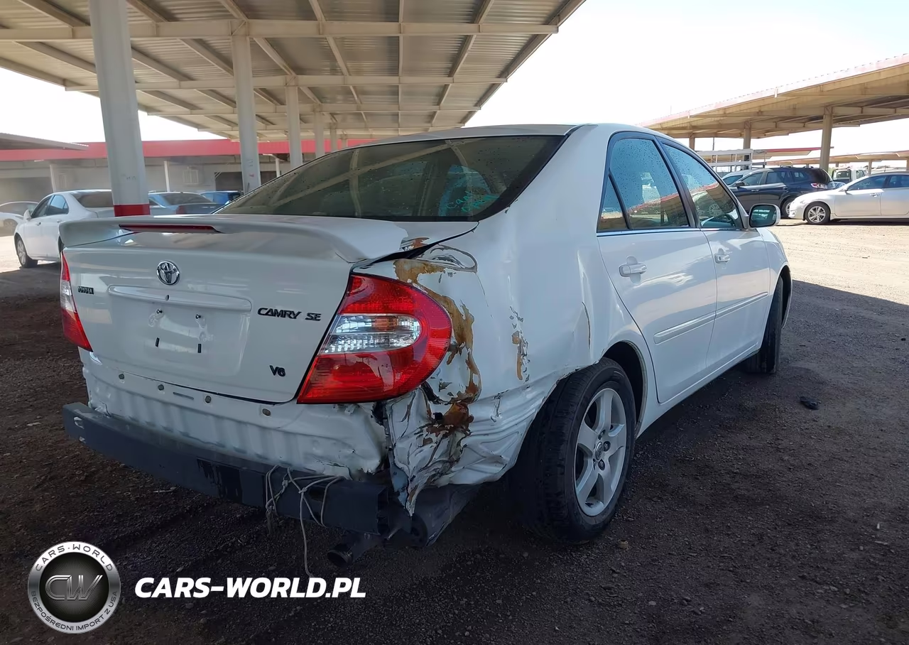 2002 Toyota Camry Se VIN:4T1BF30K92U019308 - 4