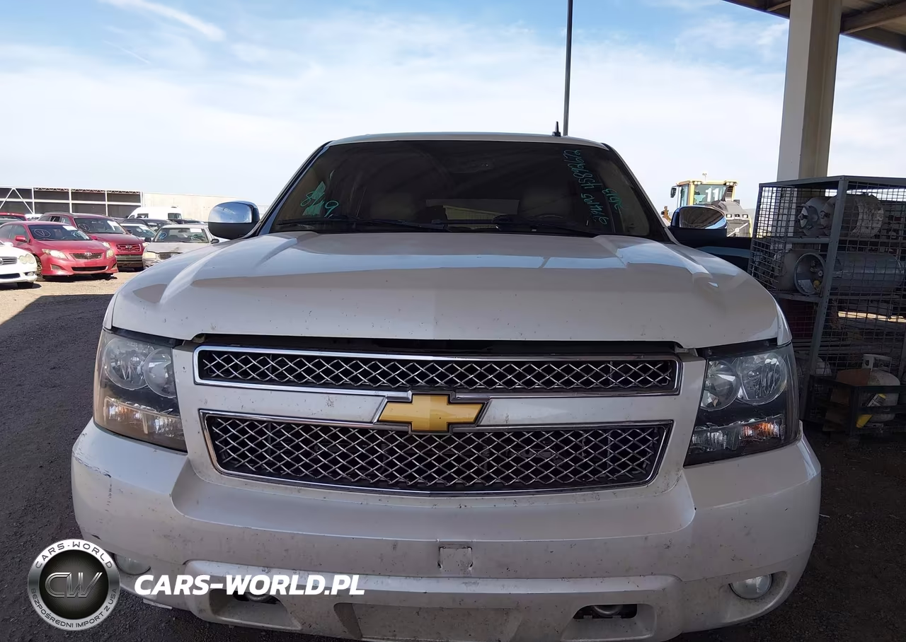 2013 Chevrolet Suburban 1500 Ltz VIN:1GNSKKE7XDR294195 - 6