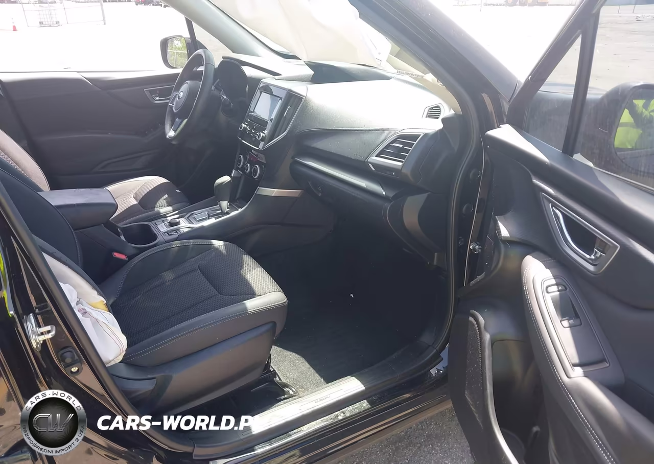 2021 Subaru Forester Premium VIN:JF2SKAJC4MH408172 - 5