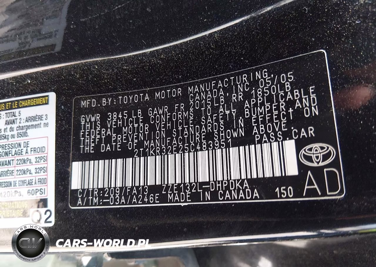 2005 Toyota Matrix VIN:2T1KR32E25C483951 - 9