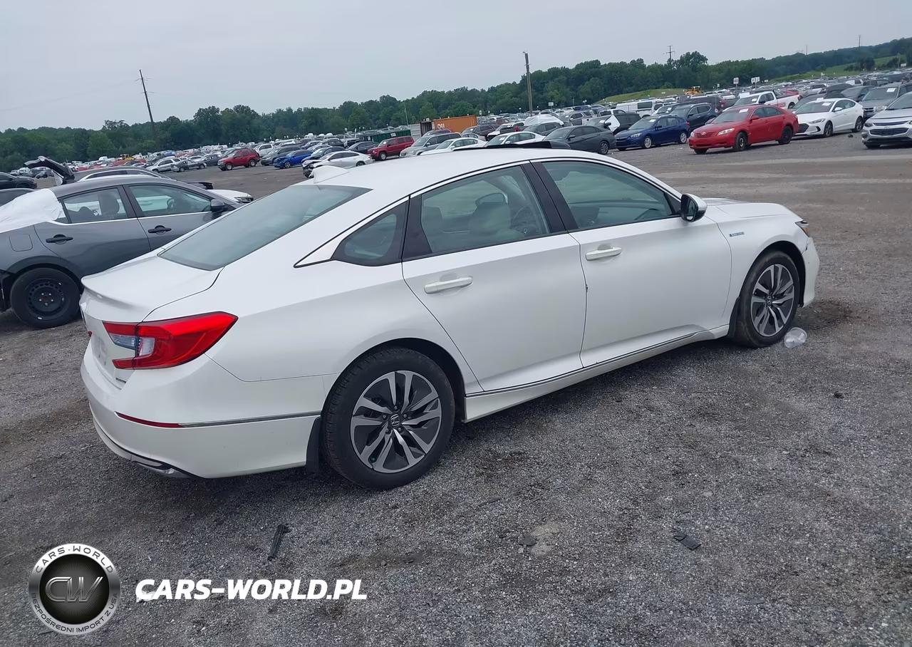2018 Honda Accord Hybrid Ex-L VIN:1HGCV3F58JA007794 - 4