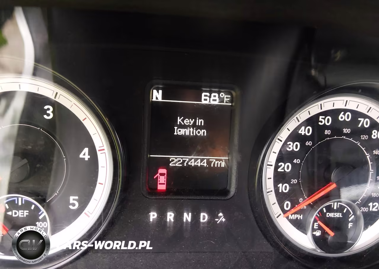 2015 Ram 2500 Tradesman VIN:3C6UR5CL1FG685387 - 15