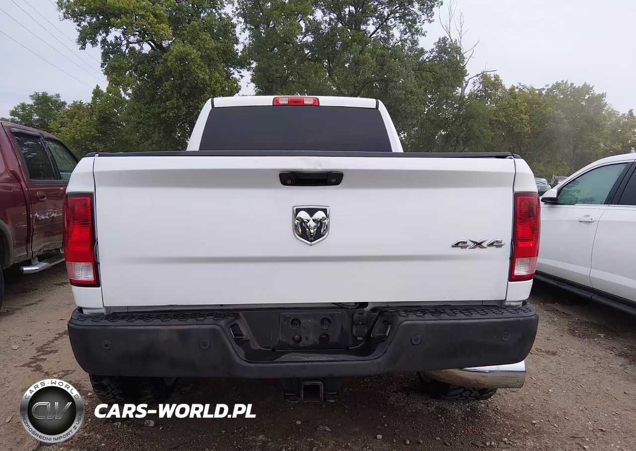 2015 Ram 2500 Tradesman VIN:3C6UR5CL1FG685387 - 16