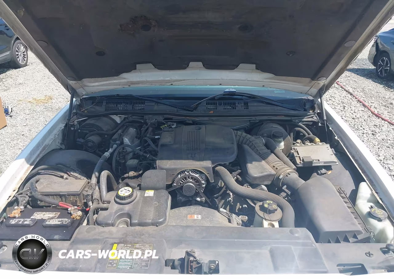 2005 Mercury Grand Marquis Gs VIN:2MEFM74WX5X619086 - 10