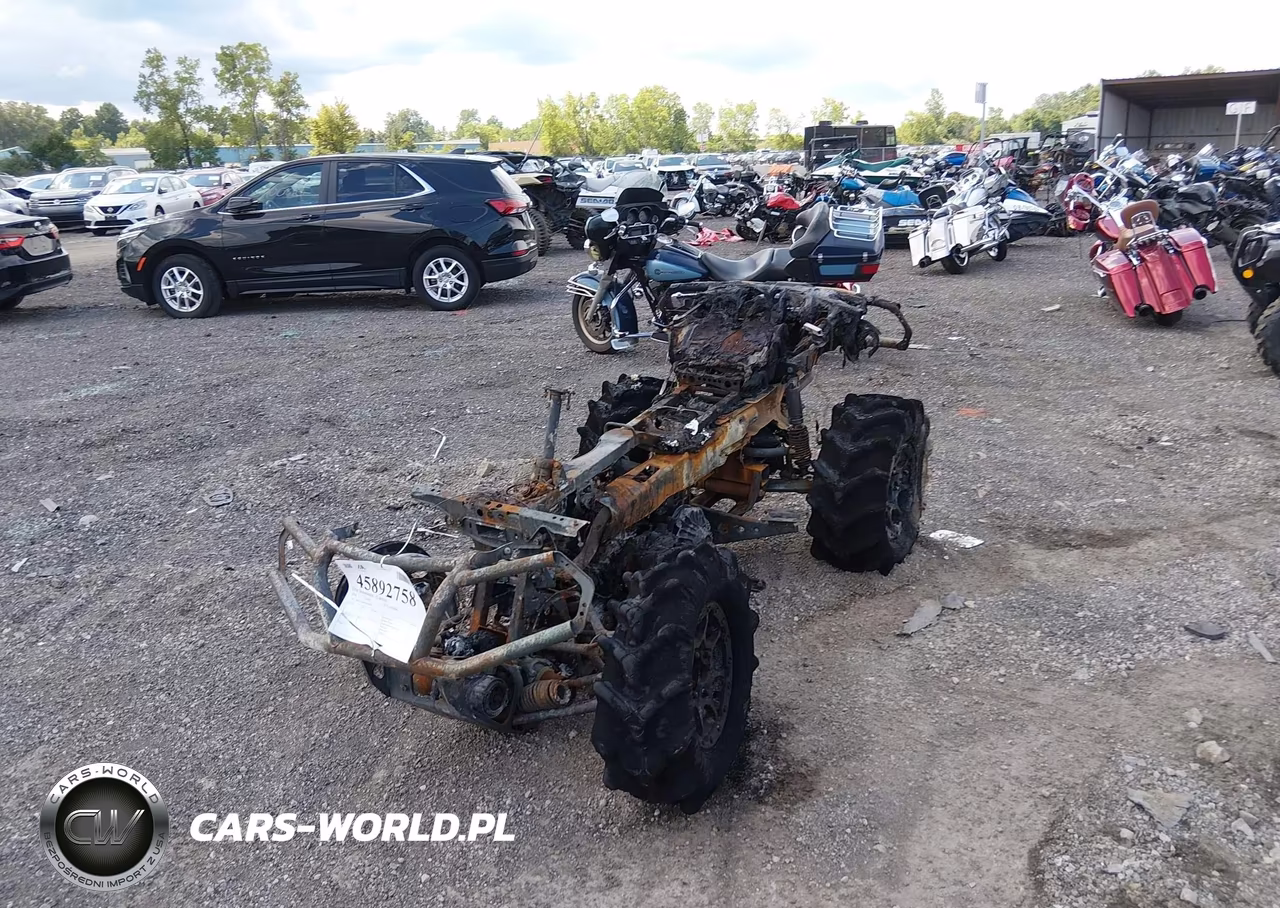 2018 Can-Am Outlander Max Xt 1000R-Xt-P 1000R VIN:3JBLPAX47JJ000782 - 2