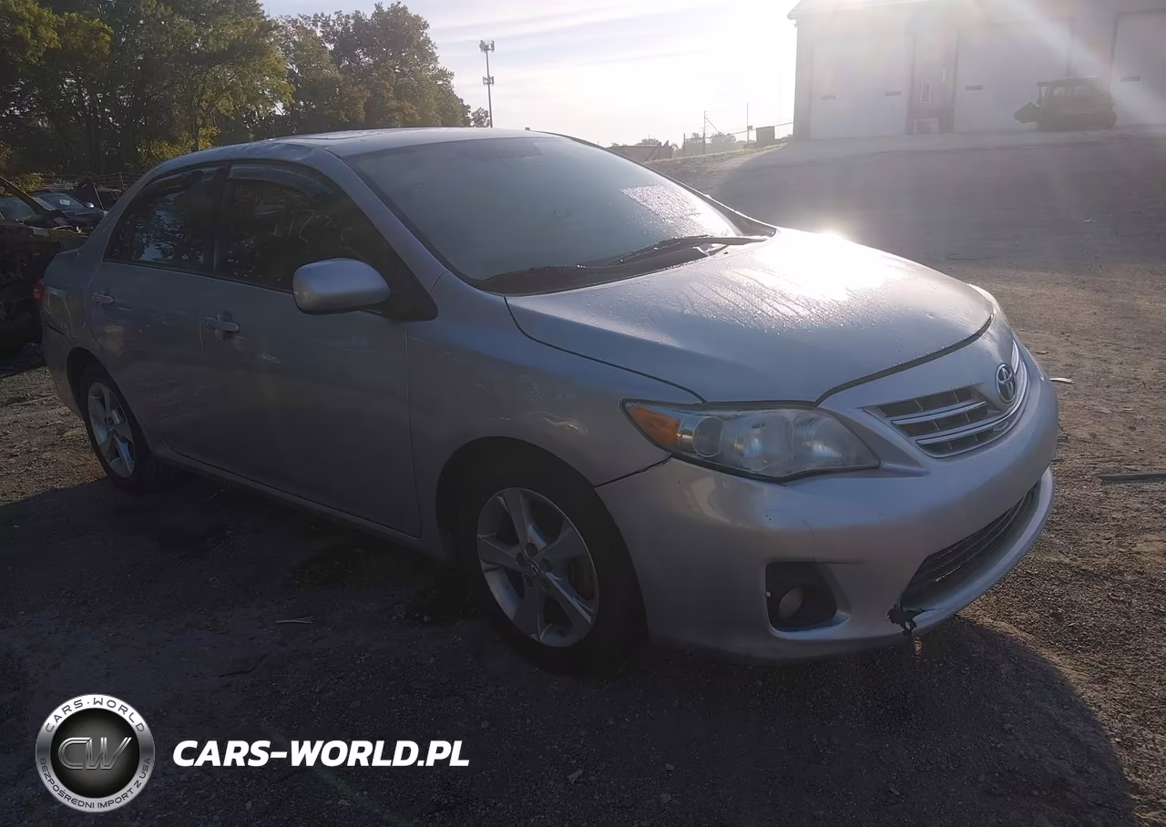 2013 Toyota Corolla Le – zdjęcie 1 z 16
