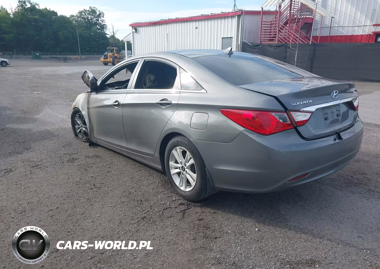 2013 Hyundai Sonata Gls VIN:5NPEB4AC5DH587949 - 3