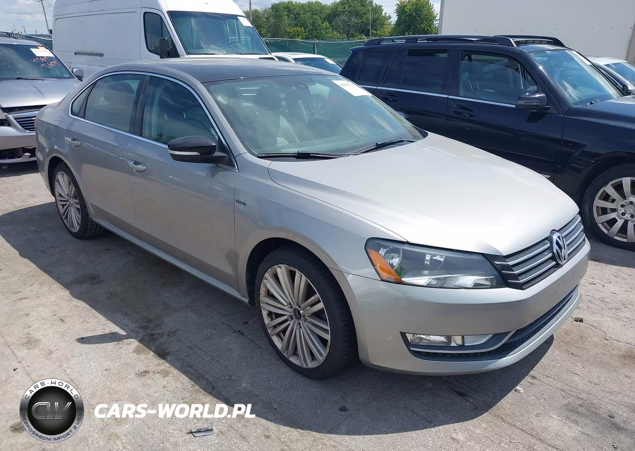 2014 Volkswagen Passat 1.8T Sport VIN:1VWBT7A30EC102628 - 1
