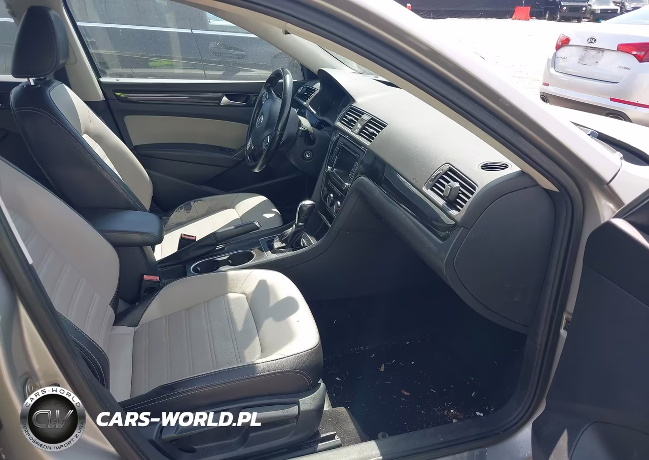 2014 Volkswagen Passat 1.8T Sport VIN:1VWBT7A30EC102628 - 5