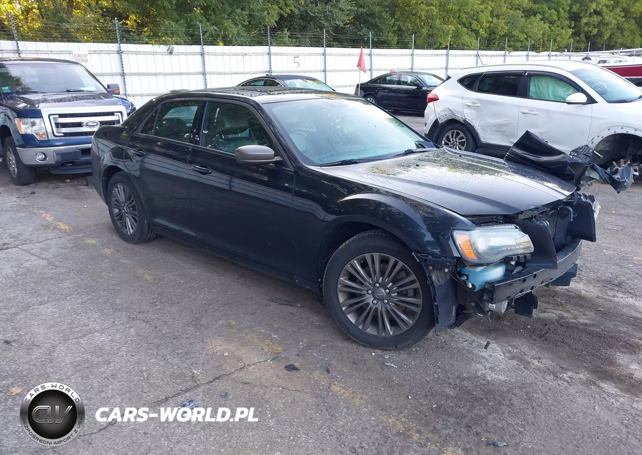 2014 Chrysler 300C John Varvatos Limited Edition Awd – zdjęcie 1 z 15