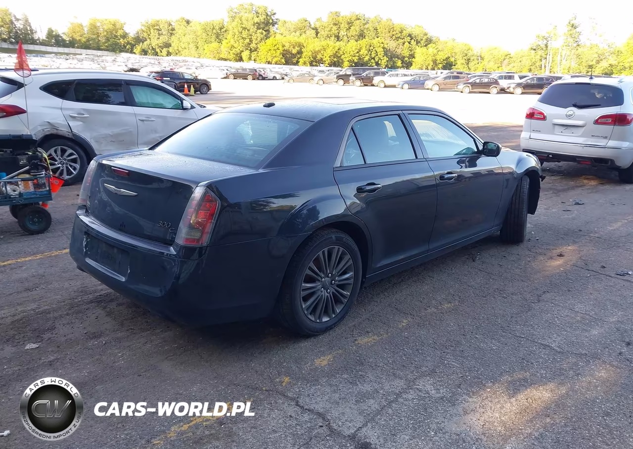 2014 Chrysler 300C John Varvatos Limited Edition Awd VIN:2C3CCAJGXEH240430 - 4