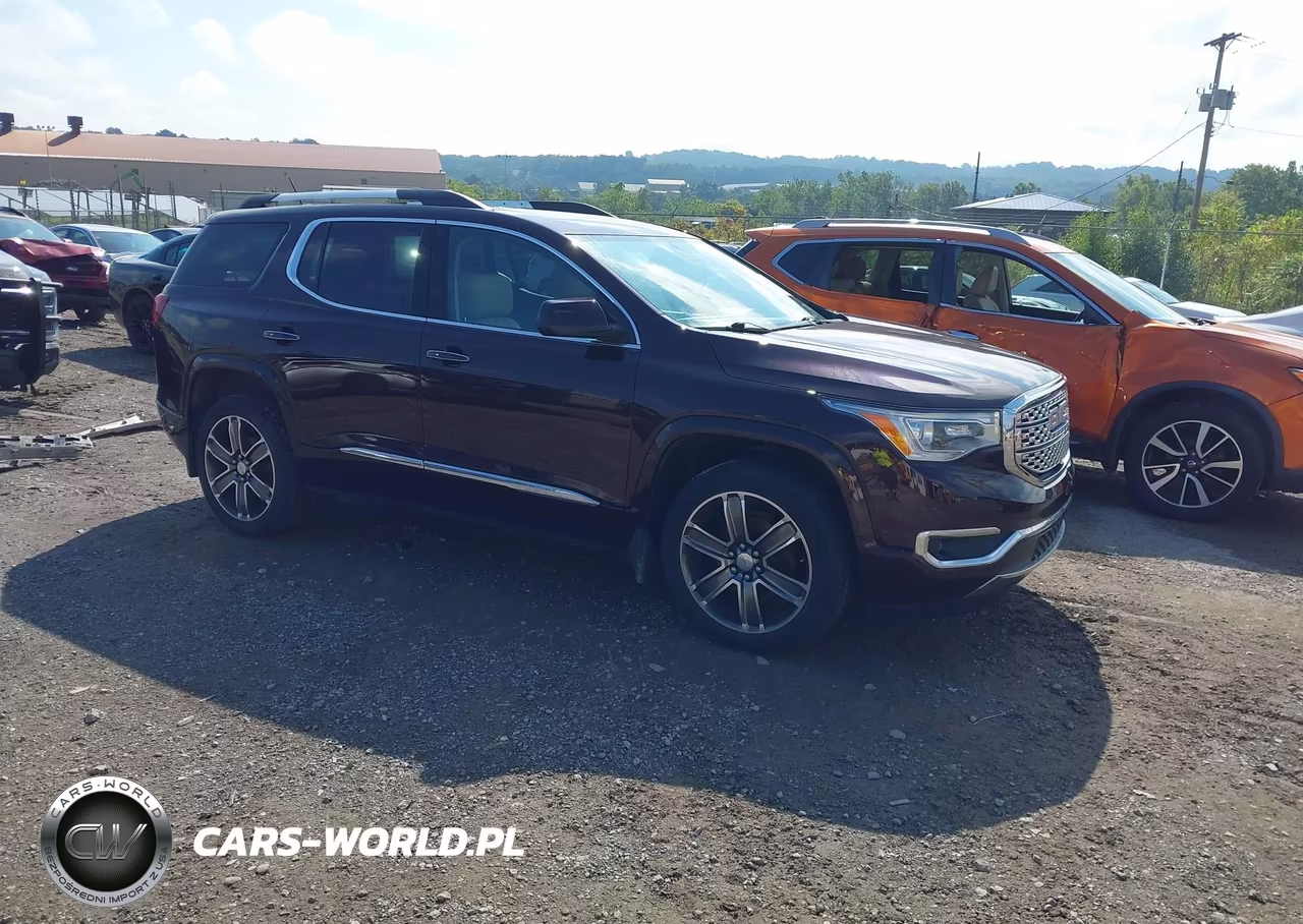 2017 GMC Acadia Denali – zdjęcie 1 z 17