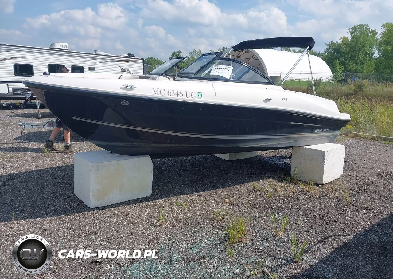 2018 Bayliner Other VIN:BLBX2737K718 - 2