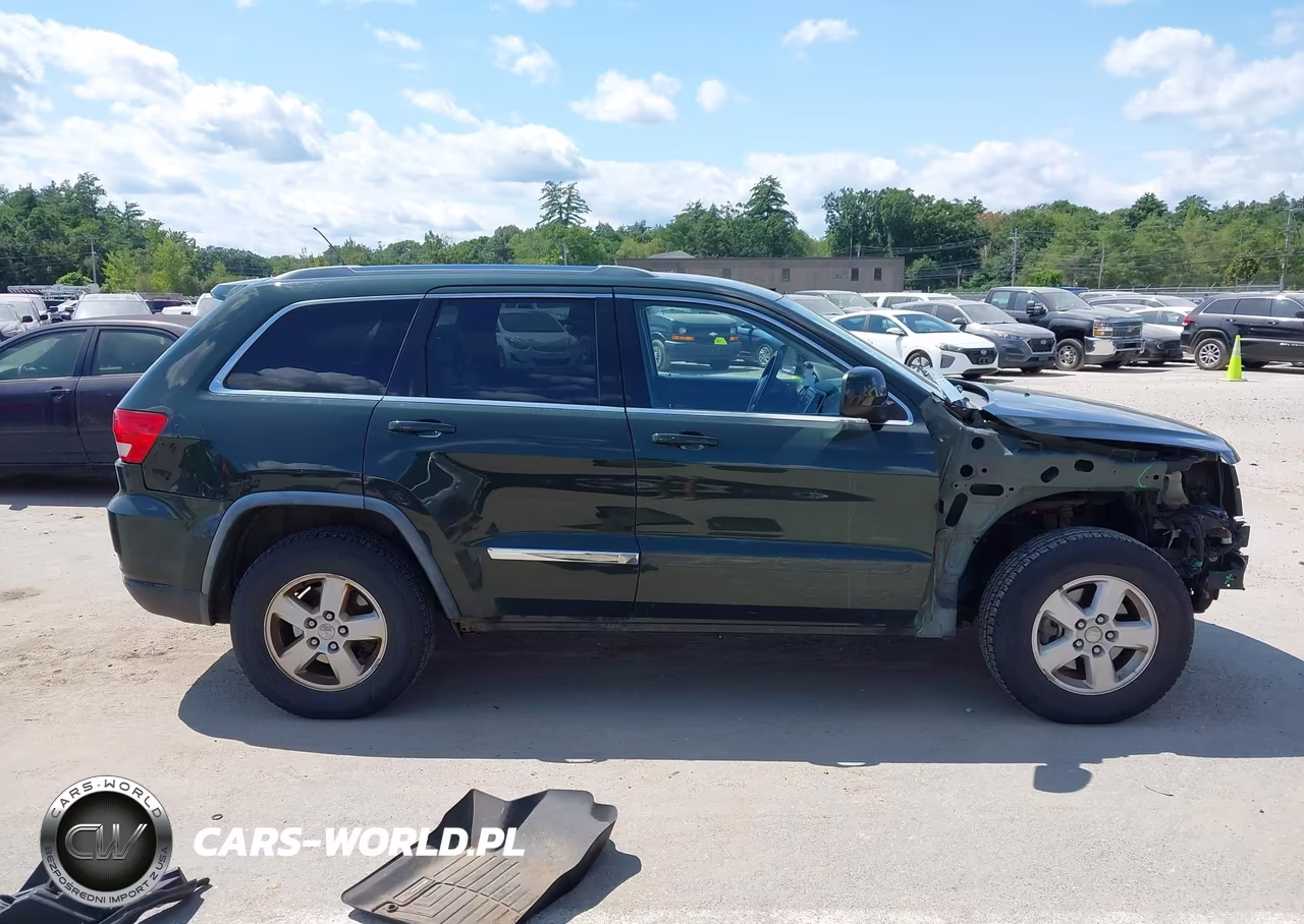 2011 Jeep Grand Cherokee Laredo VIN:1J4RR4GG2BC555258 - 14