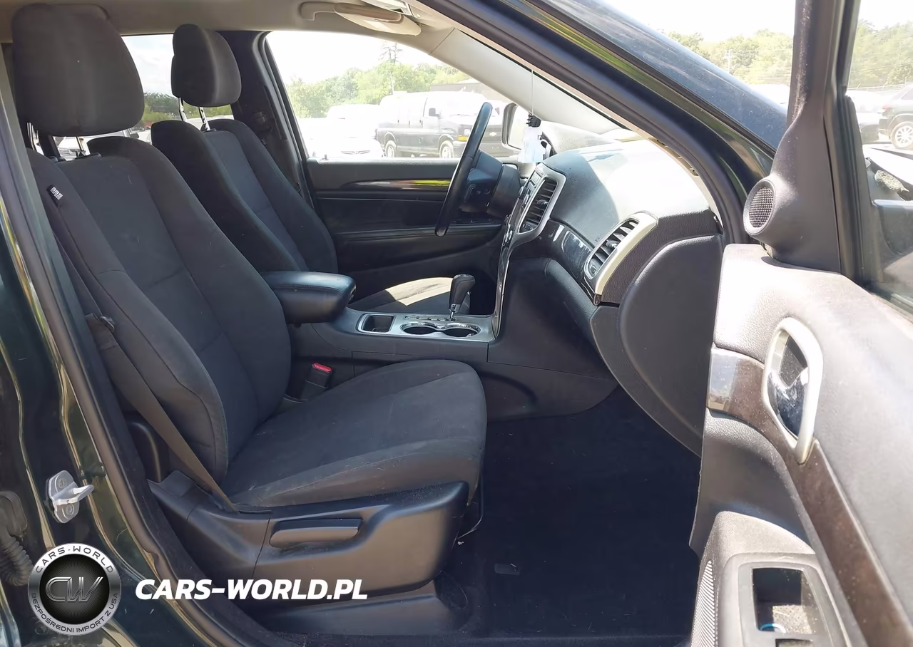 2011 Jeep Grand Cherokee Laredo VIN:1J4RR4GG2BC555258 - 5