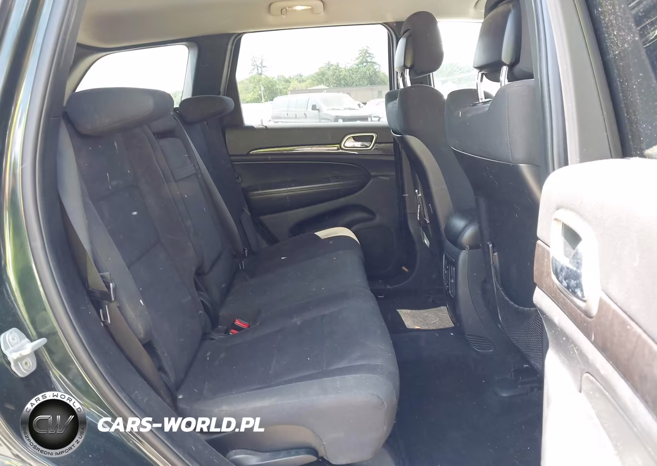 2011 Jeep Grand Cherokee Laredo VIN:1J4RR4GG2BC555258 - 8