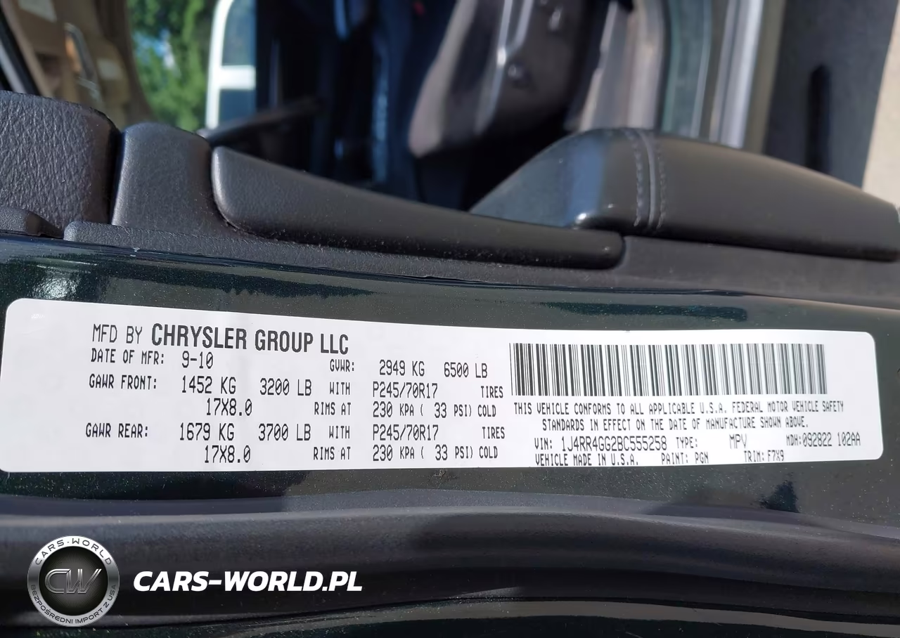 2011 Jeep Grand Cherokee Laredo VIN:1J4RR4GG2BC555258 - 9
