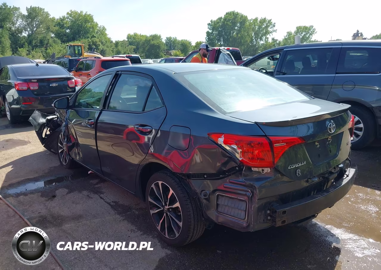 2019 Toyota Corolla Se-Xse VIN:5YFBURHE4KP867203 - 3