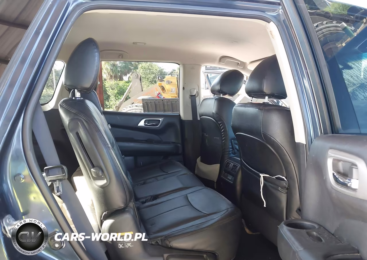 2015 Nissan Pathfinder S VIN:5N1AR2MNXFC721389 - 8