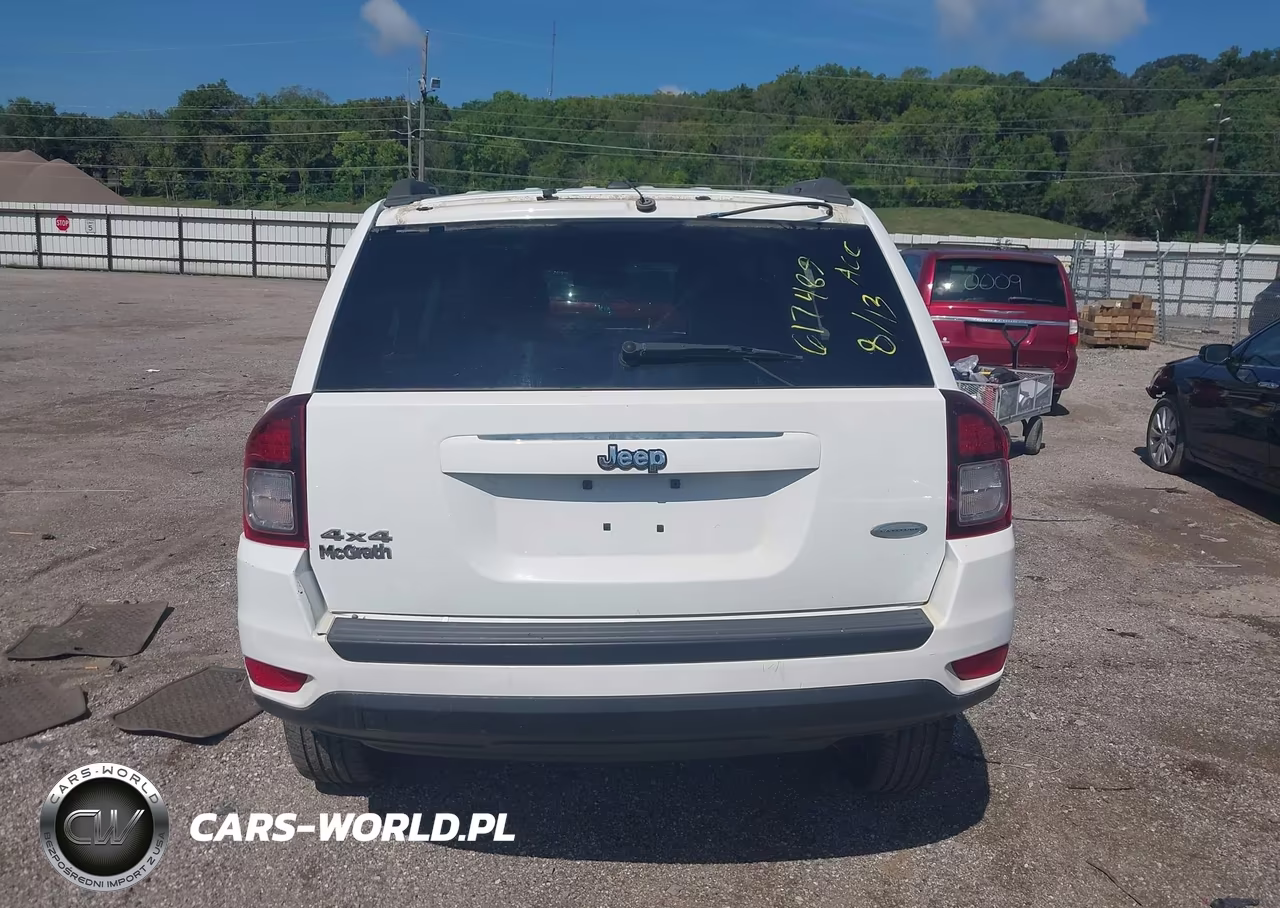 2016 Jeep Compass Latitude VIN:1C4NJDEB8GD617489 - 17