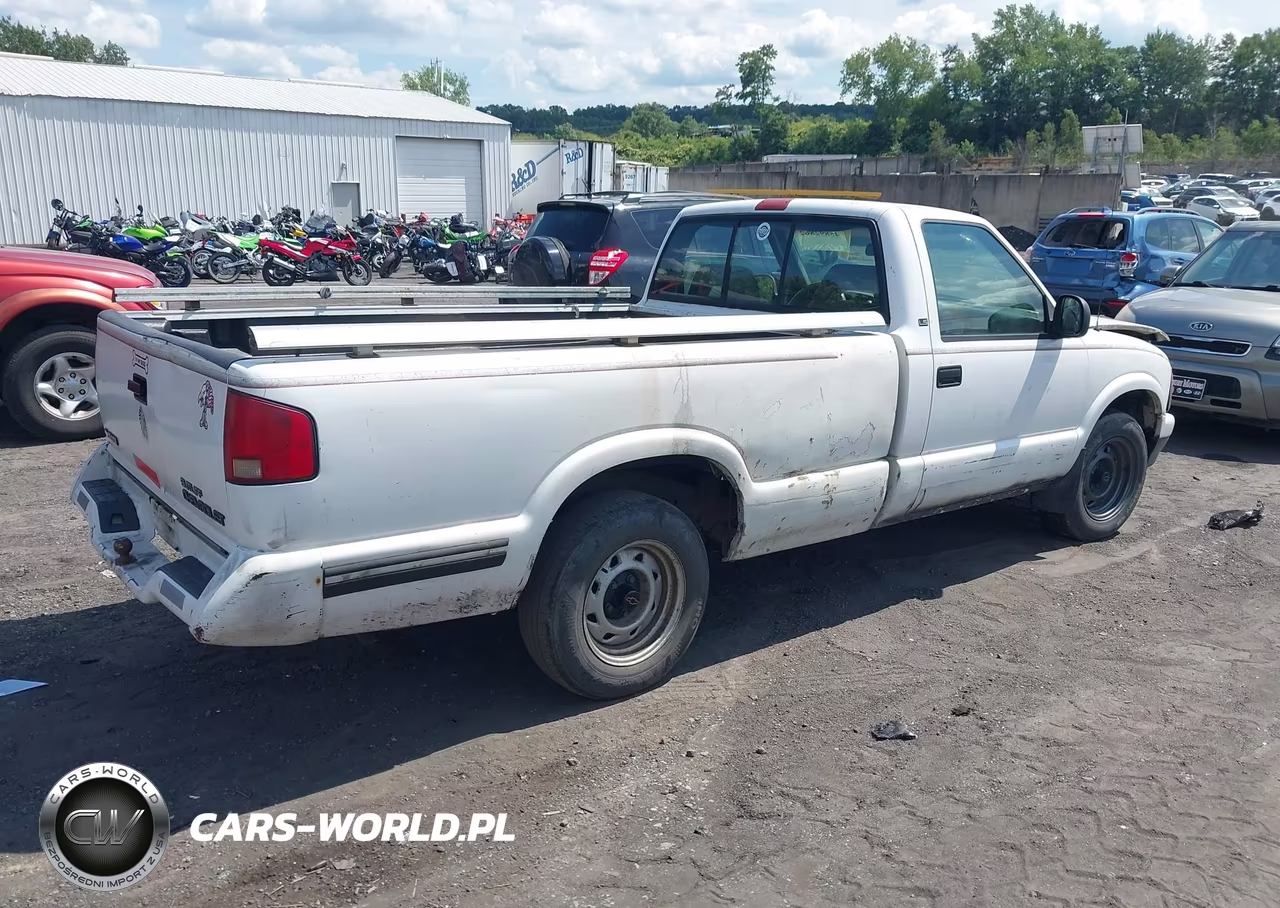1996 Chevrolet S Truck S10 VIN:1GCCS1441TK186229 - 4