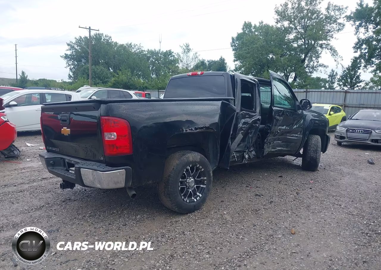 2008 Chevrolet Silverado 1500 Ls VIN:1GCEC19C58Z332572 - 4