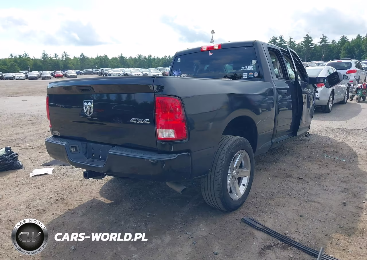2018 Ram 1500 Express 4X4 6'4 Box VIN:1C6RR7FG8JS264543 - 4