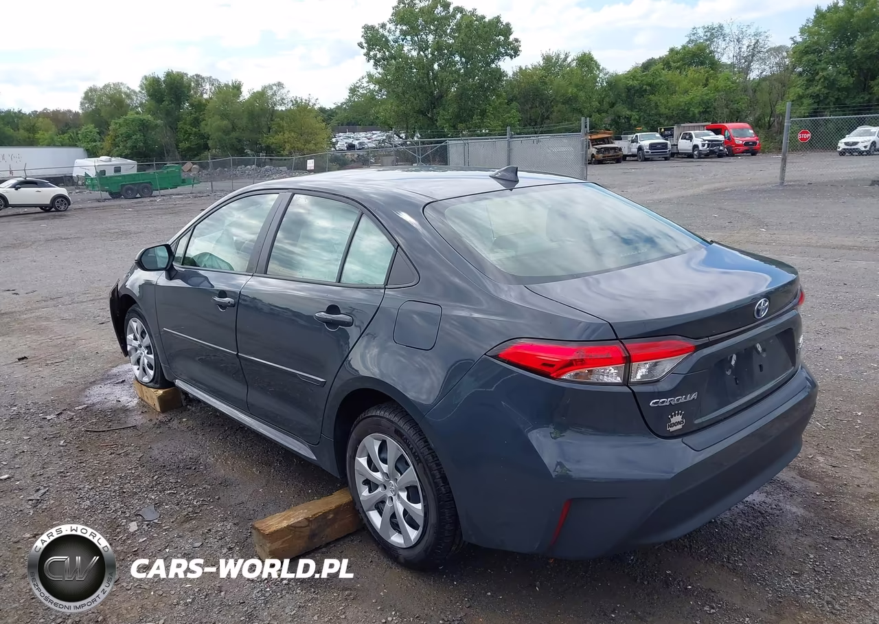2024 Toyota Corolla Hybrid Le VIN:JTDBCMFE3R3058092 - 3