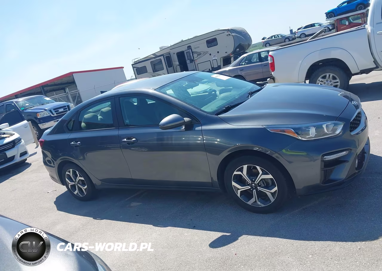 2021 Kia Forte Lxs VIN:3KPF24AD8ME407493 - 13