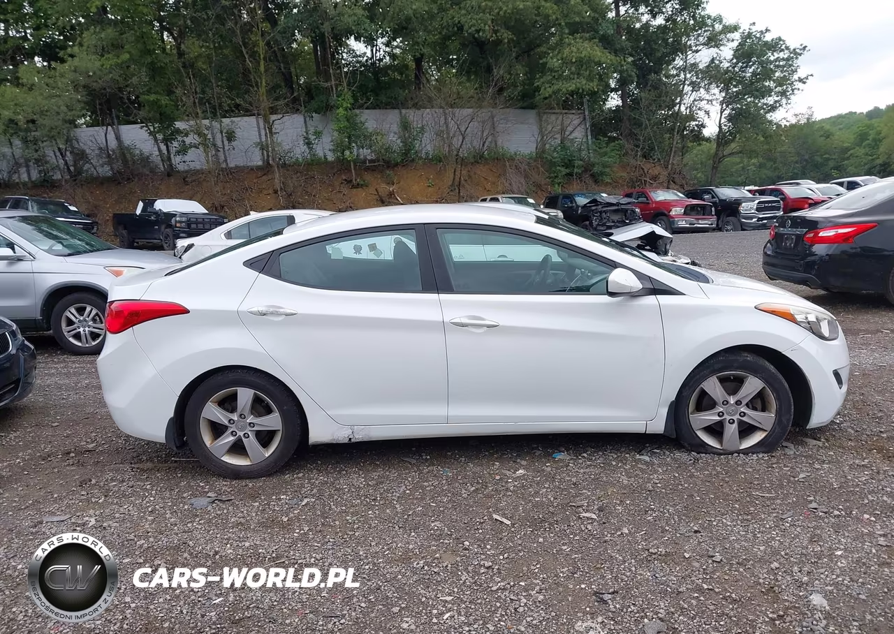 2013 Hyundai Elantra Gls VIN:5NPDH4AE1DH405630 - 12
