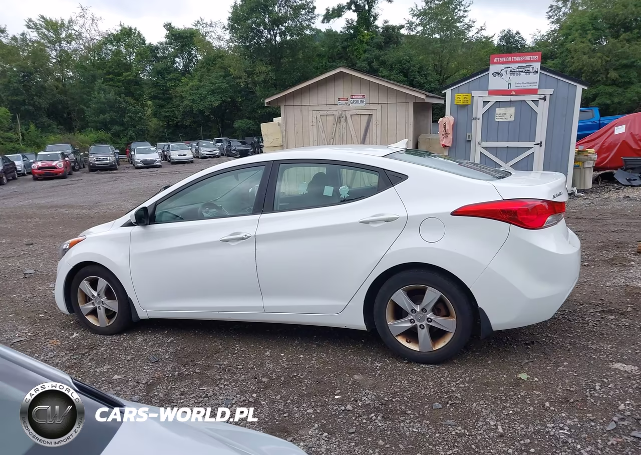 2013 Hyundai Elantra Gls VIN:5NPDH4AE1DH405630 - 13