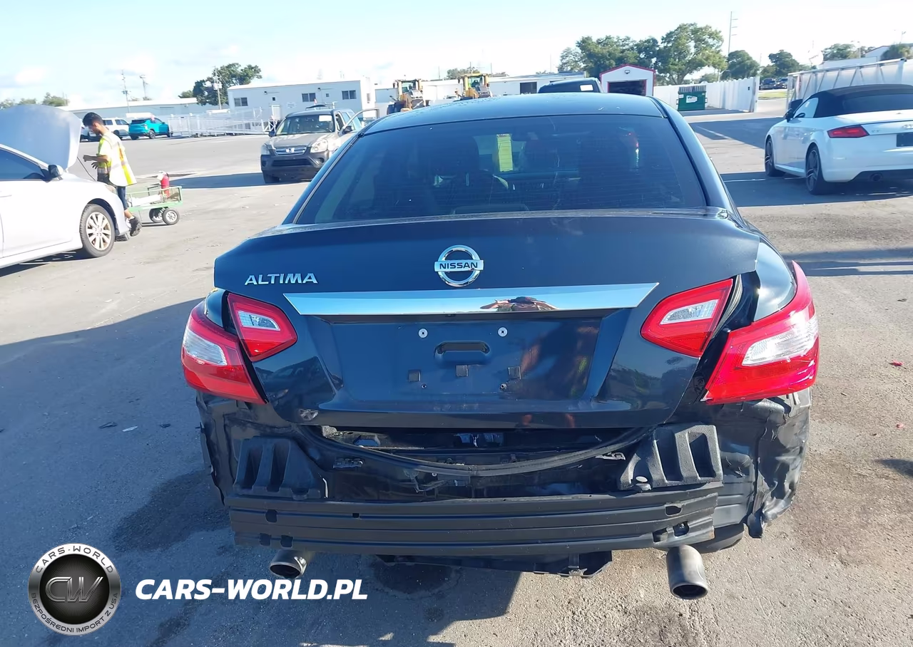2017 Nissan Altima 2.5 S VIN:1N4AL3APXHN325655 - 6