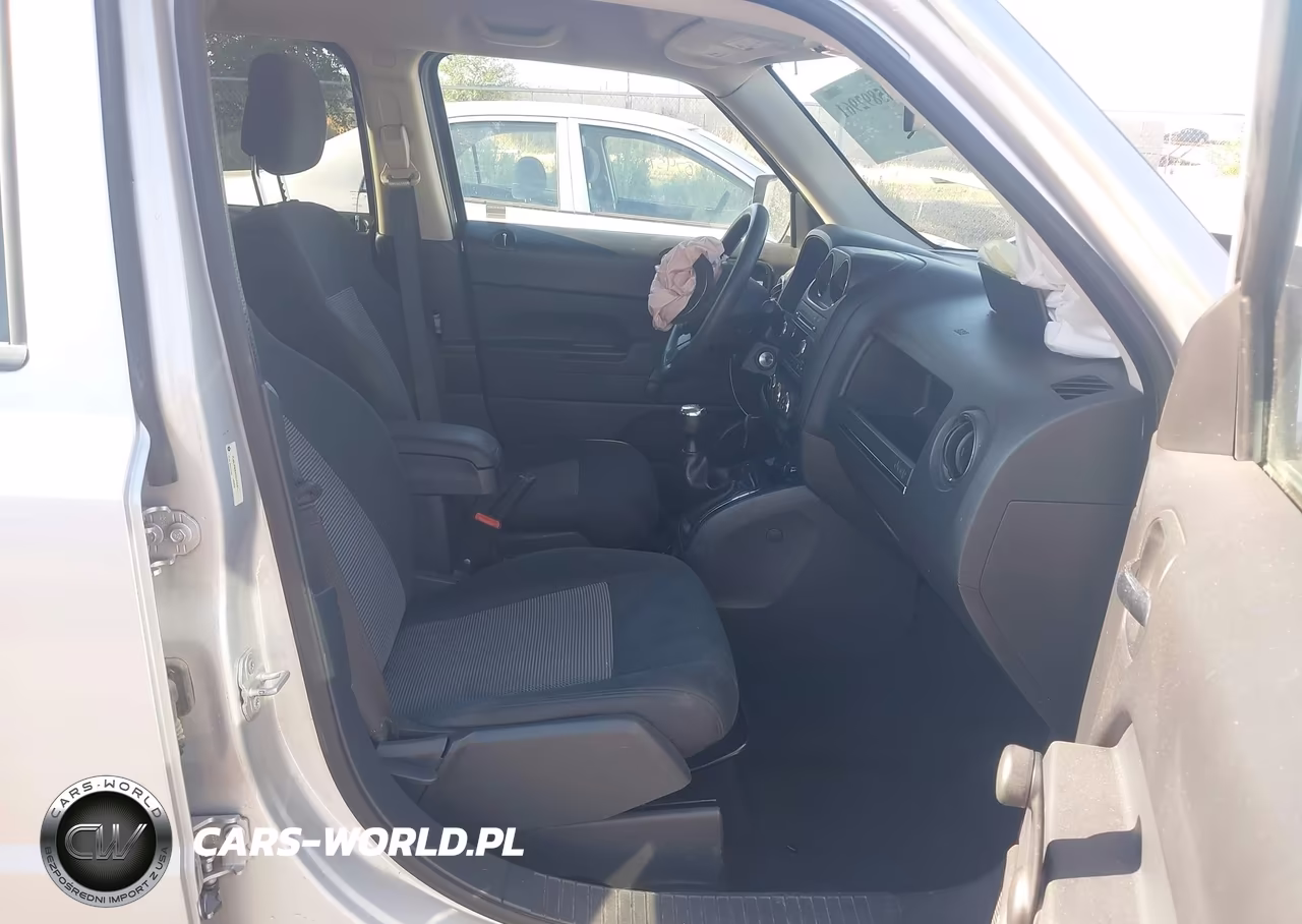 2012 Jeep Patriot Sport VIN:1C4NJRBB9CD574261 - 5