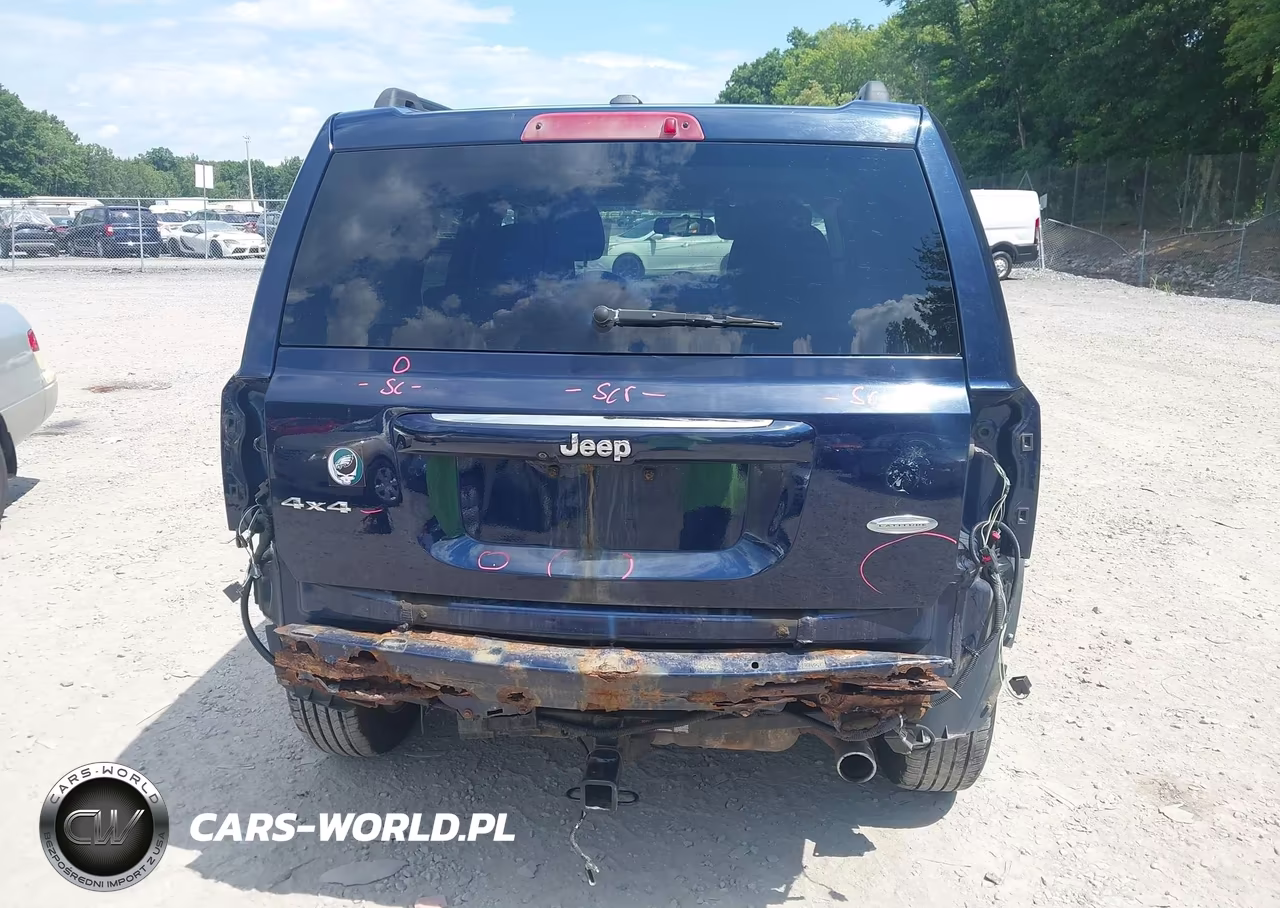 2017 Jeep Patriot Latitude VIN:1C4NJRFB3HD114773 - 16