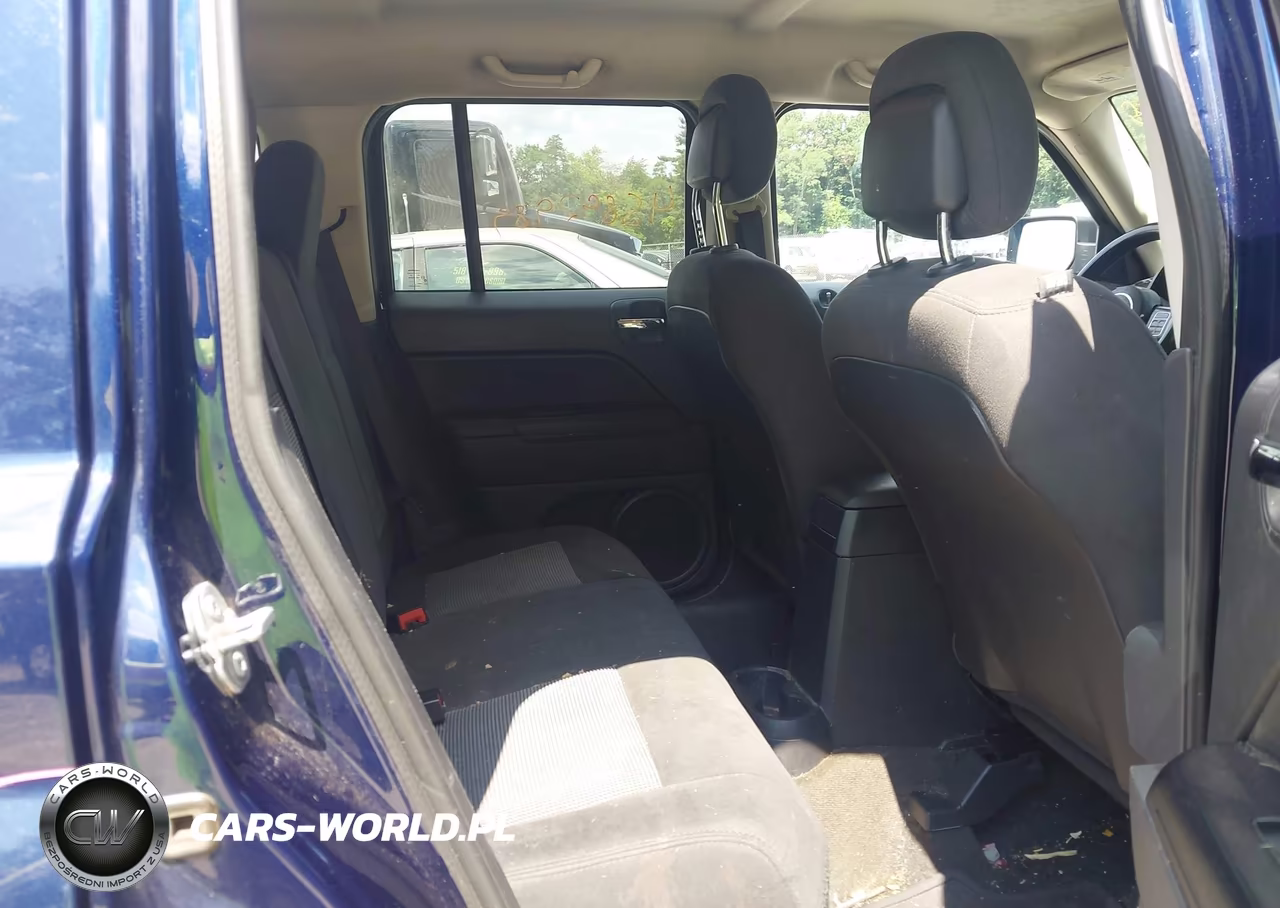 2017 Jeep Patriot Latitude VIN:1C4NJRFB3HD114773 - 8