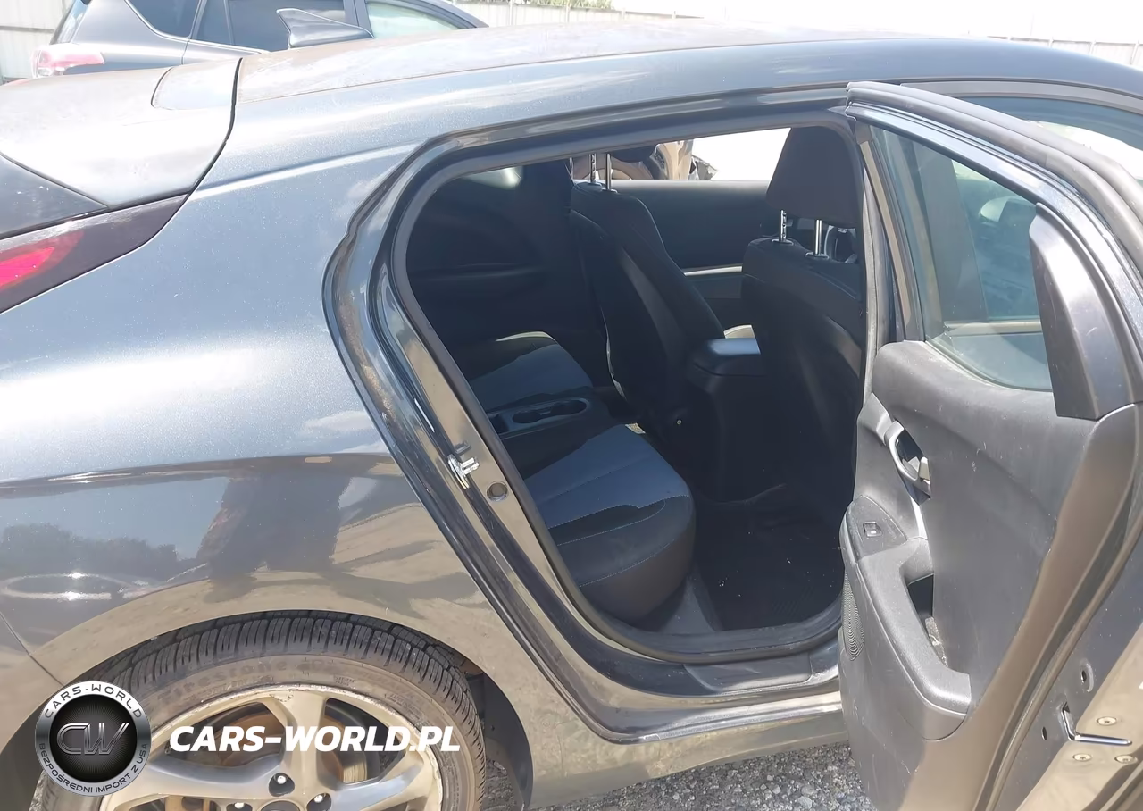 2019 Hyundai Veloster 2.0 VIN:KMHTG6AF5KU017687 - 8