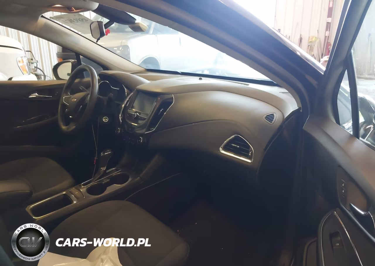 2018 Chevrolet Cruze Lt Auto VIN:1G1BE5SMXJ7248250 - 5
