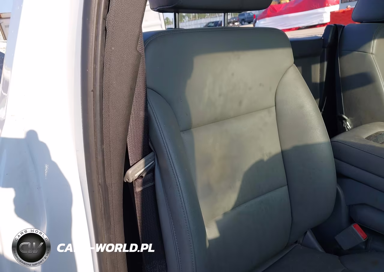 2018 Chevrolet Silverado 1500 Wt VIN:1GCNCNEH4JZ307144 - 8