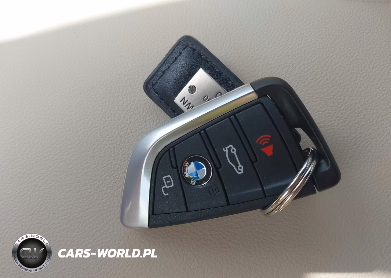 2026 BMW 330I xDrive Na VIN:3MW89CW04T8G42388 - 11