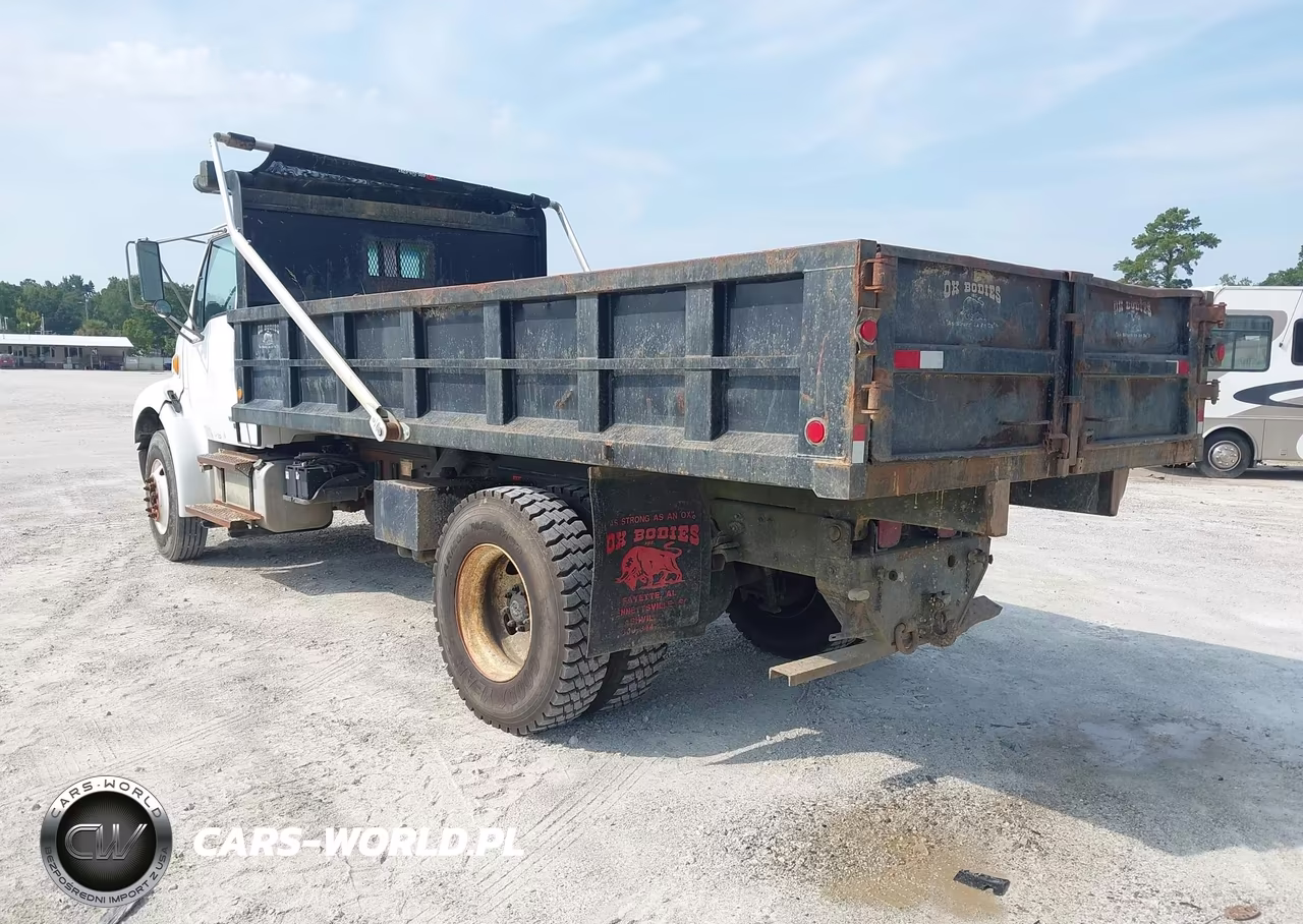 2005 Sterling Truck Acterra VIN:2FZACHCS05AV39868 - 3