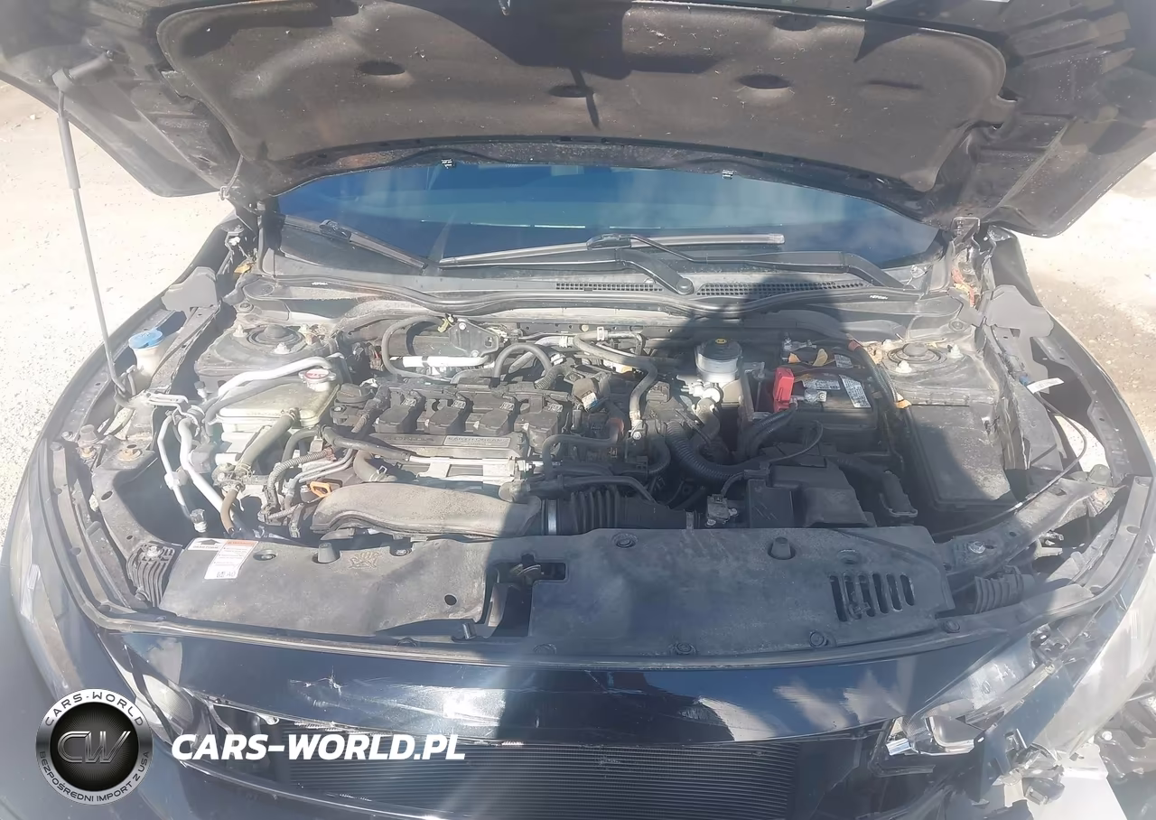 2018 Honda Civic Sport VIN:SHHFK7H43JU215104 - 10