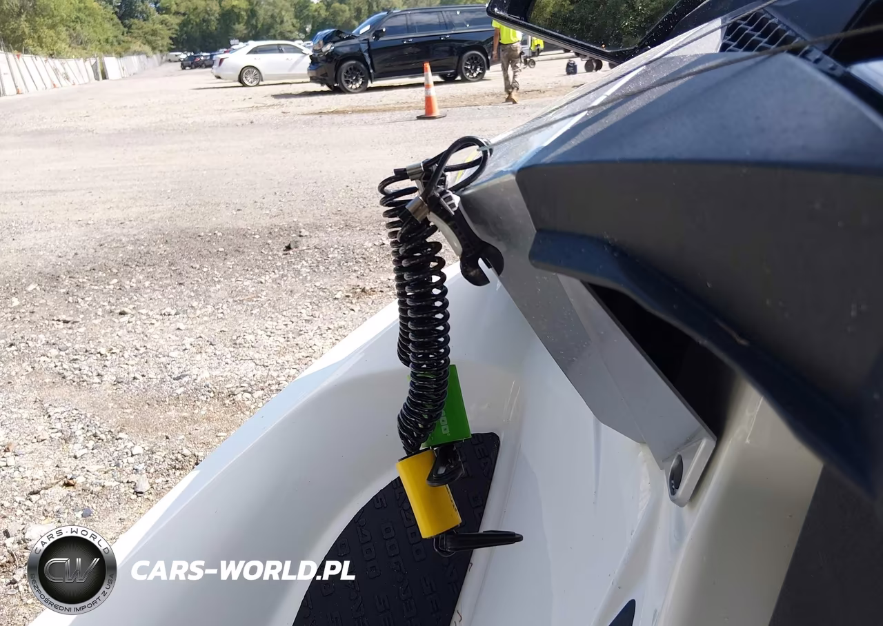 2018 Seadoo Seadoo VIN:00000YDV24393E717 - 11