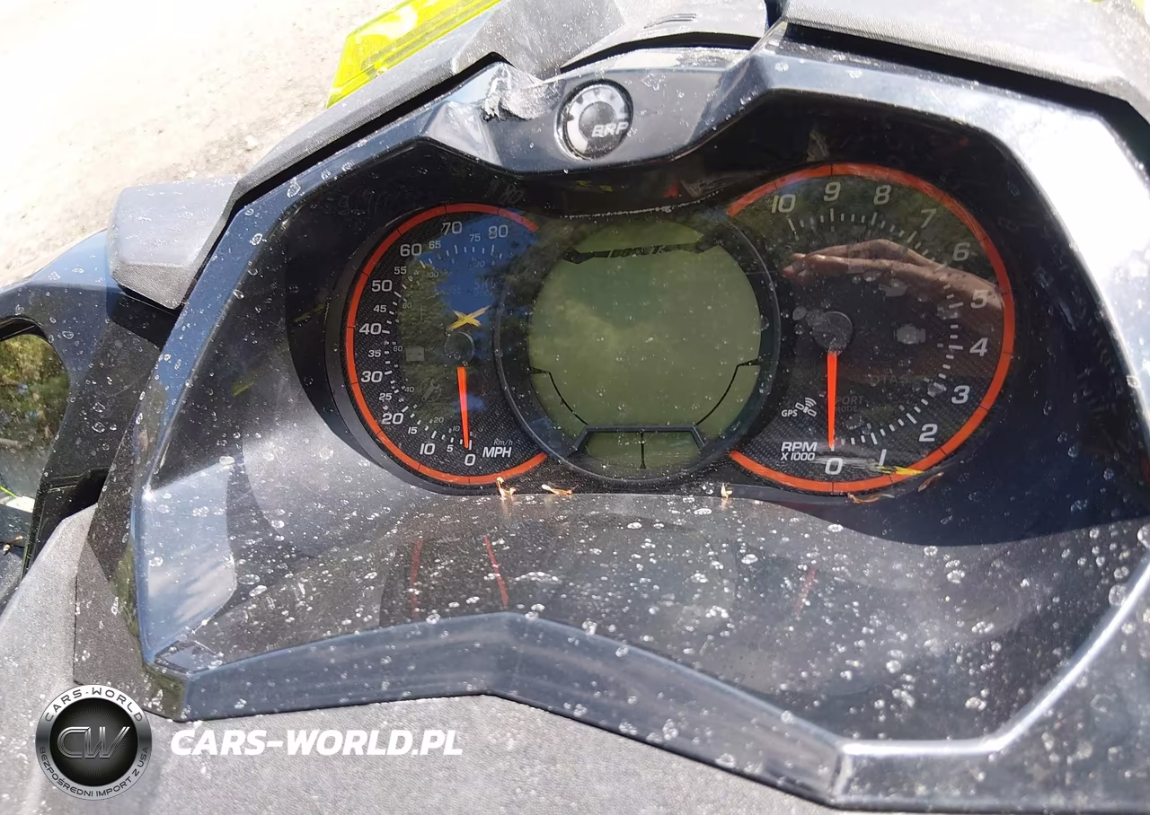 2018 Seadoo Seadoo VIN:00000YDV24393E717 - 7