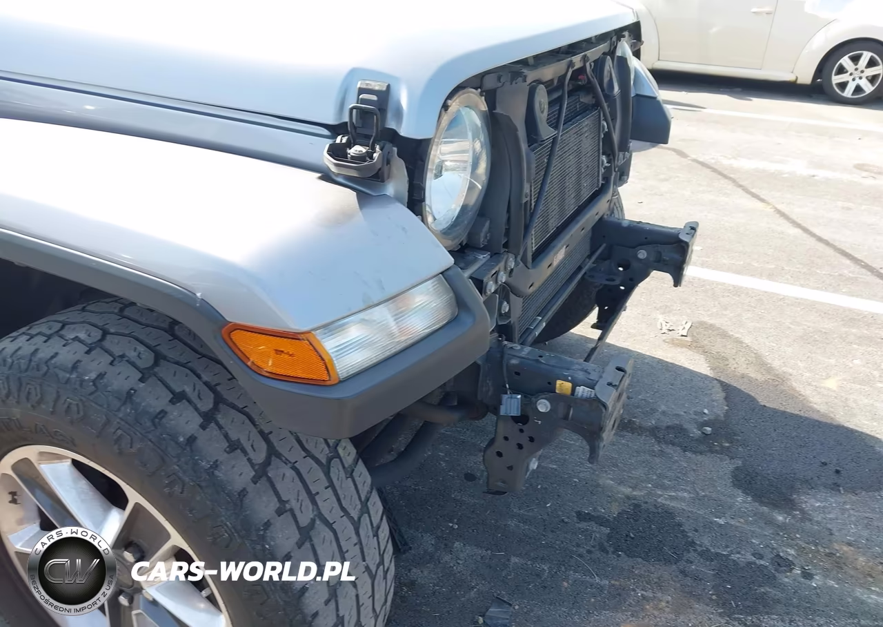 2019 Jeep Wrangler Unlimited Sahara 4X4 VIN:1C4HJXEN6KW567245 - 20