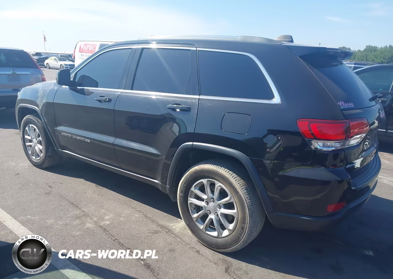 2021 Jeep Grand Cherokee Laredo VIN:1C4RJFAG5MC623332 - 3