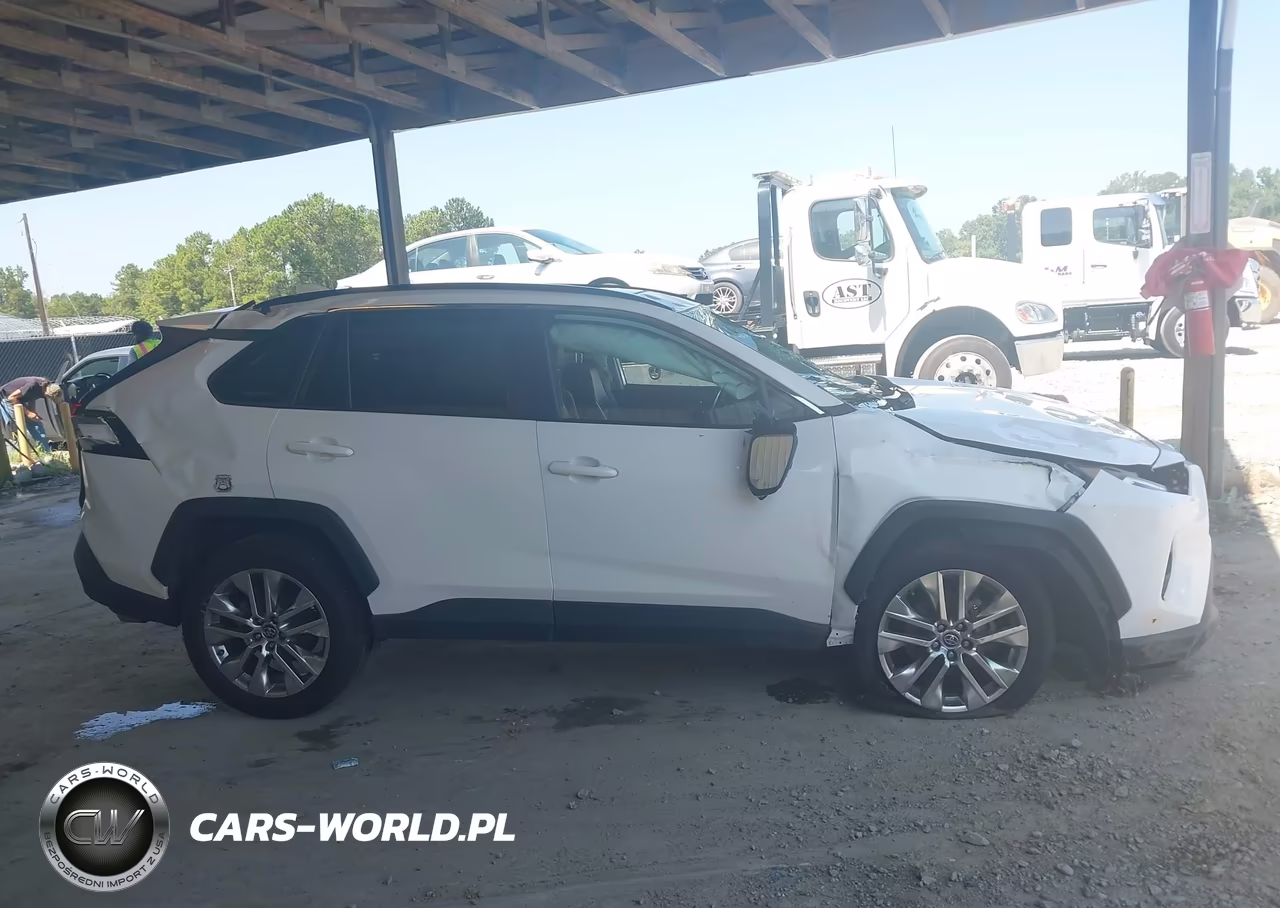 2020 Toyota Rav4 Xle Premium VIN:2T3C1RFV5LC058558 - 12